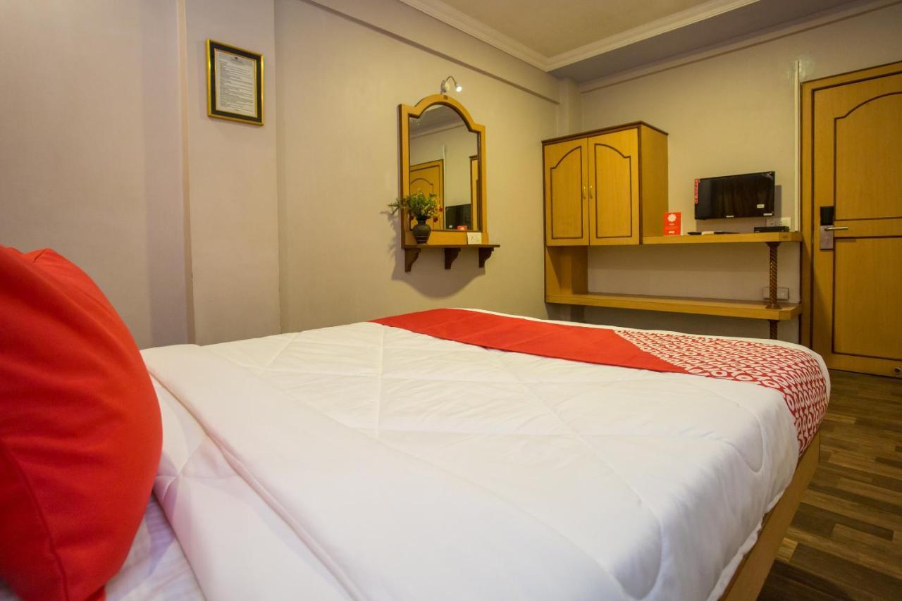 Oyo Hotel Padma Krishna Near Lal Mahal Pune Eksteriør billede