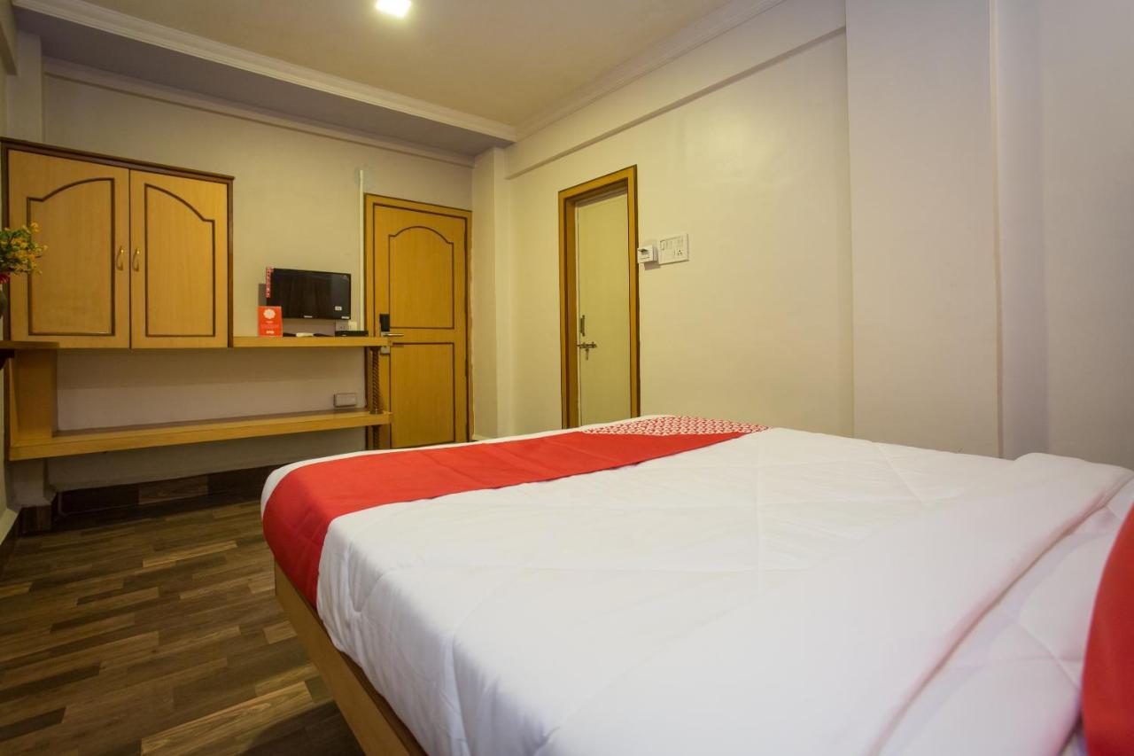 Oyo Hotel Padma Krishna Near Lal Mahal Pune Eksteriør billede